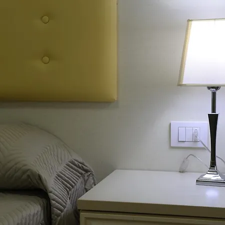 Smeraldo Lägenhetshotell 4*