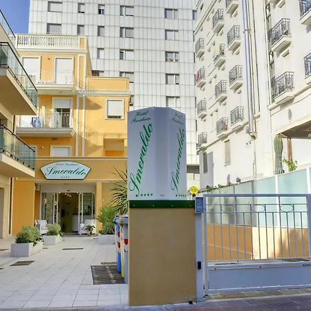 Lägenhetshotell Smeraldo Riccione