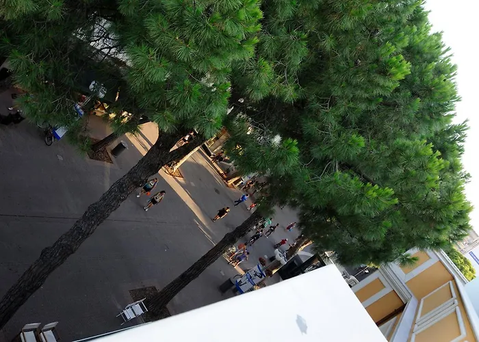 Smeraldo Aparthotel 4*